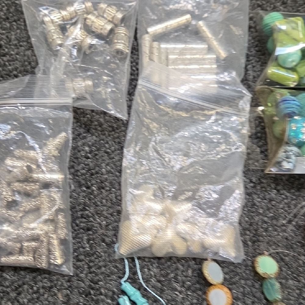 Mixed Bead and Crystal Jewelry Supply Lot - Turquoise, Aqua, Gold, Iridescent - Picture 13 of 16